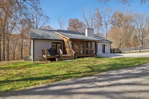 7340 Bradford Rd, Primm Springs, TN 38476