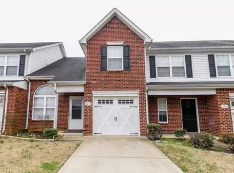 3044 Denny Brooke Ln, Smyrna, TN 37167