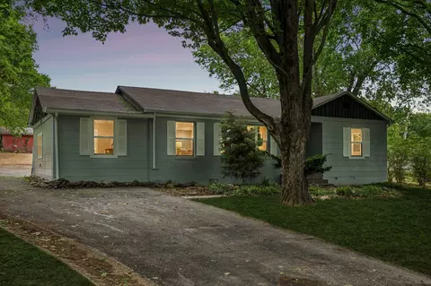 1210 Old State Highway 109n, Gallatin, TN 37066