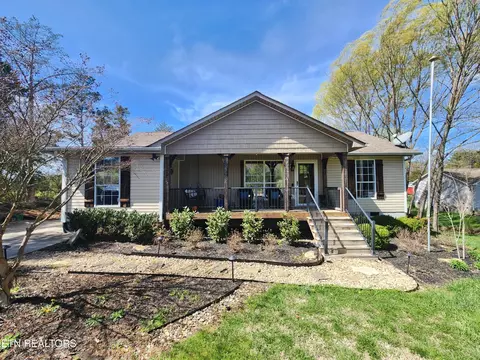 273 Vernie Lee Rd, Friendsville, TN 37737