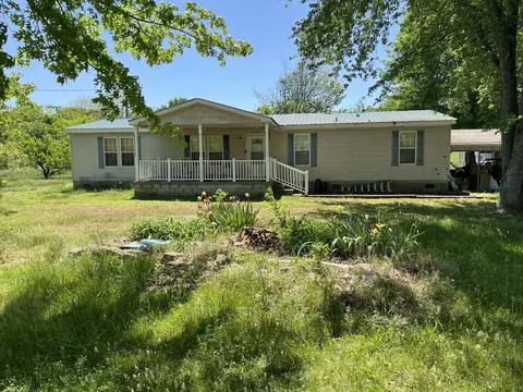 11 Preston Ln, Elmwood, TN 38560