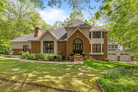 9030 Finney Point Dr, Ooltewah, TN 37363