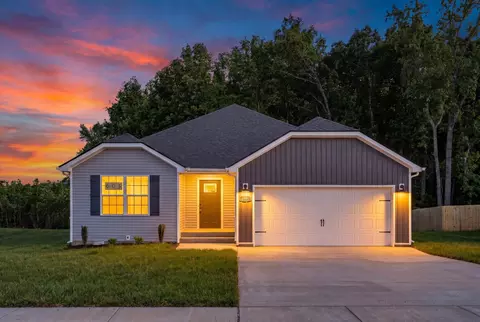 1590 Fredrick Dr, Clarksville, TN 37042