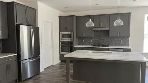 3337 Parmenter St, Columbia, TN 38401