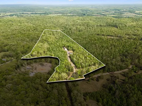 2901 Campground Hollow Rd, Nunnelly, TN 37137