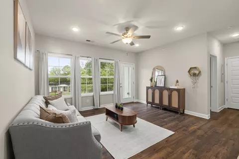 7487 Highway 70 S #301, Nashville, TN 37221