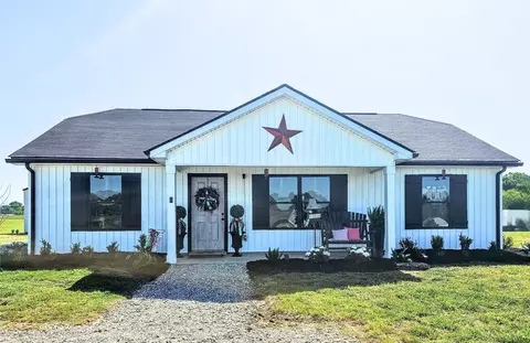 3064 Maple Grove Rd, Dickson, TN 37055