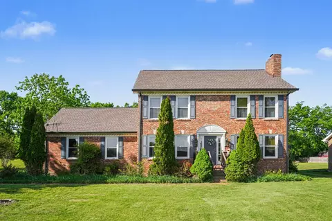 224 Brookhaven Dr, Gallatin, TN 37066