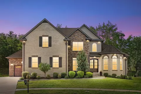251 Harrowgate Dr, Clarksville, TN 37043