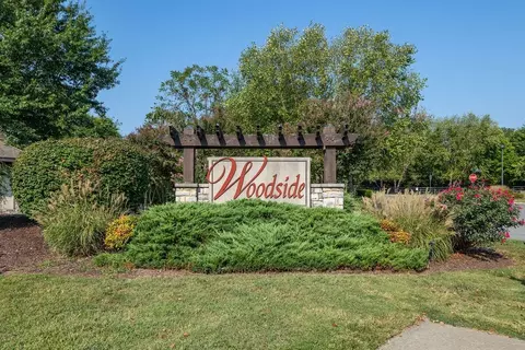 2050 Hemlock Dr, Spring Hill, TN 37174