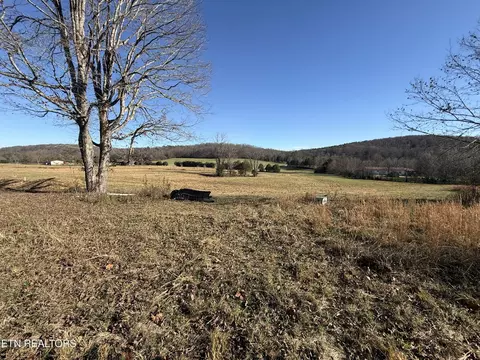 17657 N Nopone Valley Rd, Decatur, TN 37322