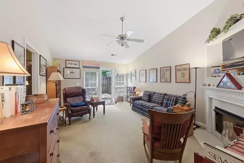 3911 Dodson Chapel Rd #16, Hermitage, TN 37076