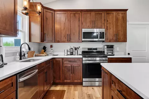 Kitchen - 5931 Buffalo Valley Rd, Baxter, TN 38544 photo 8 of 8