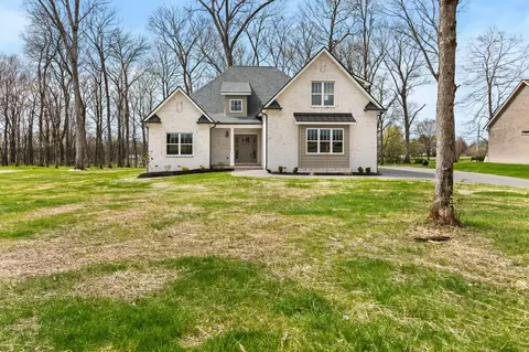 537 Greenfield Ln, Castalian Springs, TN 37031