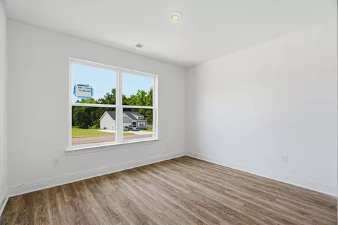 Bedroom - 402 Marcella Ct, Dickson, TN 37055 photo 3 of 6
