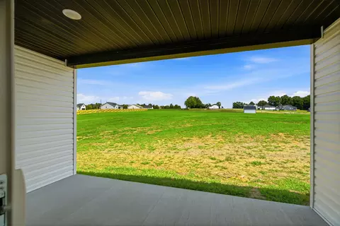 Exterior - 402 Marcella Ct, Dickson, TN 37055 photo 11 of 15