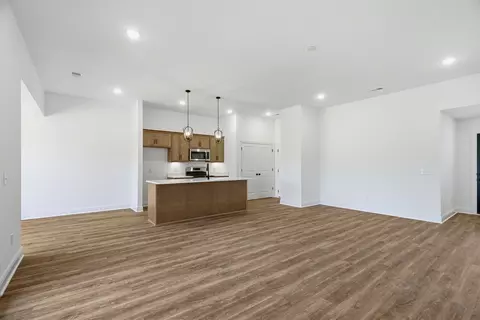 Living - 402 Marcella Ct, Dickson, TN 37055 photo 4 of 4