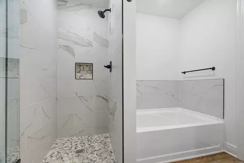 Bath - 402 Marcella Ct, Dickson, TN 37055 photo 3 of 3
