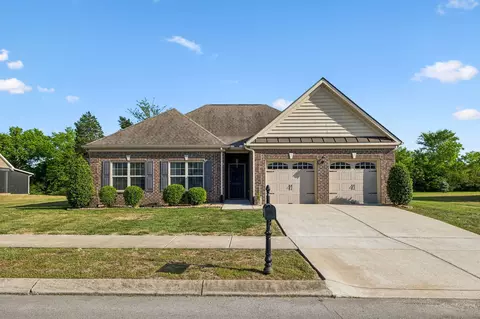 1446 Woodside Dr, Lebanon, TN 37087