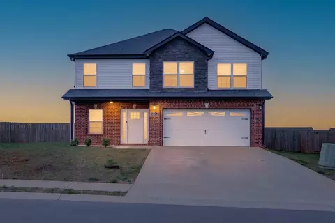 1969 Sydney Louise Dr, Clarksville, TN 37042