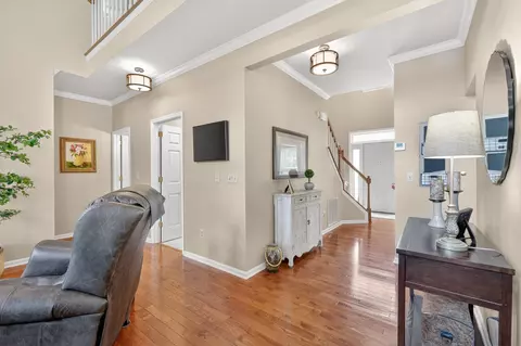 Entry Way - 325 Devonshire Dr, Franklin, TN 37064 photo 3 of 7