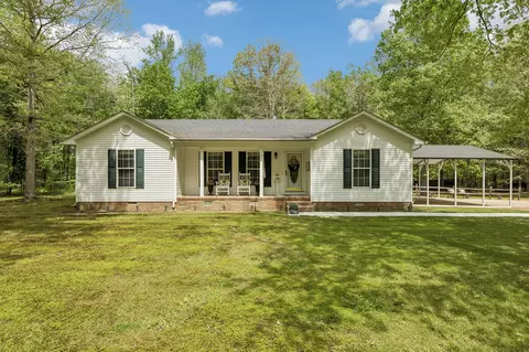 40 Lentz Rd, Summertown, TN 38483
