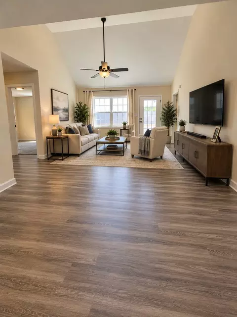 Living - 62 Modena Pl, Decherd, TN 37324 photo 3 of 5