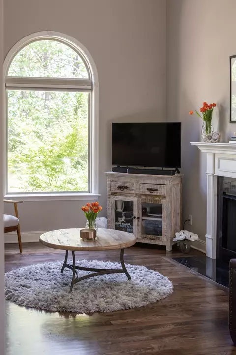 Living - 7113 Rusty Dr, Fairview, TN 37062 photo 6 of 8