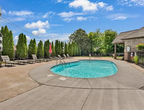 253 Dorchester Cir, Clarksville, TN 37043