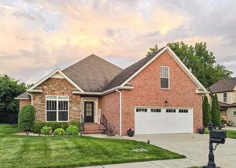 253 Dorchester Cir, Clarksville, TN 37043