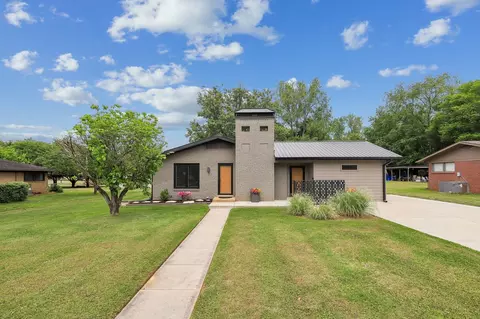 910 Greenhill St, Murfreesboro, TN 37129