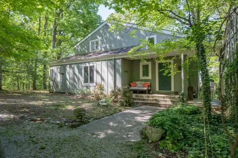 3442 Sherwood Rd, Sewanee, TN 37375