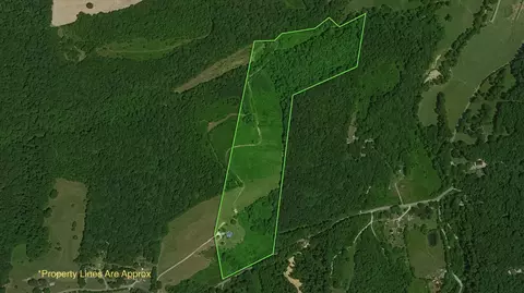 881 Coaling Rd, Charlotte, TN 37036