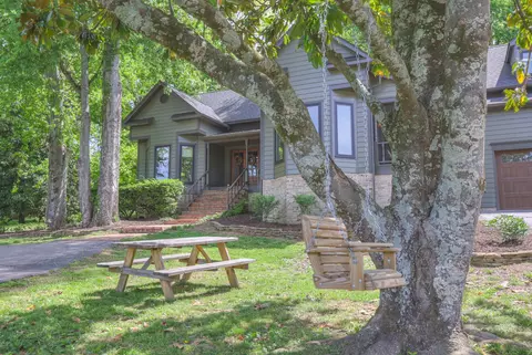 2153 Williamsport Pike, Columbia, TN 38401
