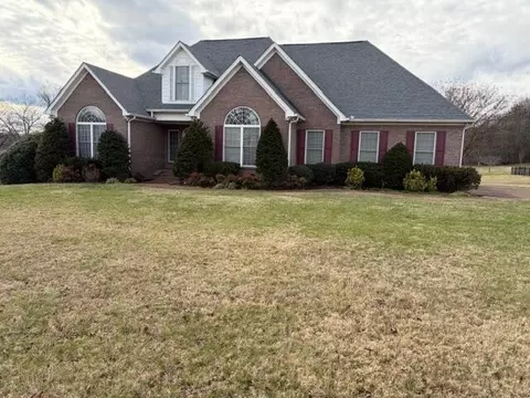 2327 Glennridge Rd, Columbia, TN 38401