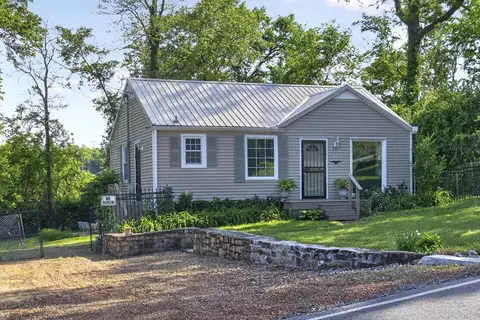 125 Neese Dr, Nashville, TN 37211