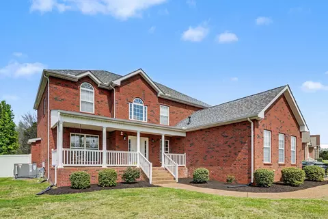 107 Seven Springs Dr, Mount Juliet, TN 37122