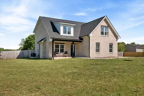 3017 Gwynn Rd, Lebanon, TN 37090