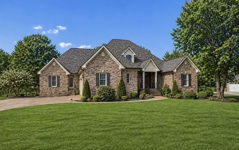 3917 Amanda Beth Ct, Columbia, TN 38401