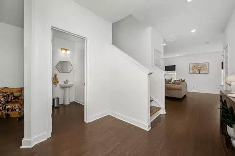 Entry Way - 3707 Lc Smith Dr, Murfreesboro, TN 37129 photo 2 of 7