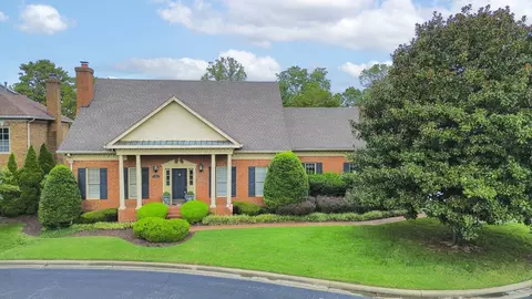 101 Carriage Ln, Hendersonville, TN 37075