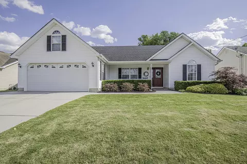 792 Colony Cir, Fort Oglethorpe, GA 30742