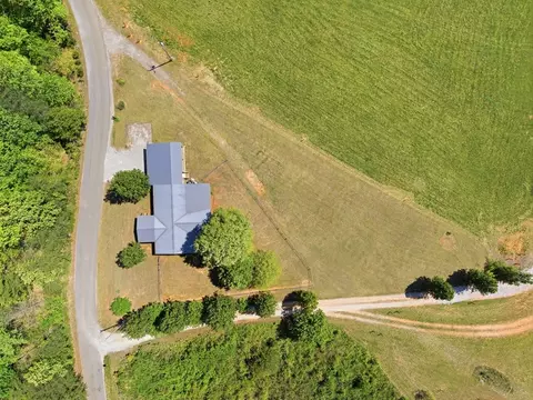 611 Farmer Rd, Quebeck, TN 38579 photo 27