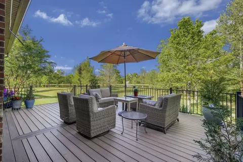 Exterior - 721 Springlake Dr, Franklin, TN 37064 photo 9 of 13