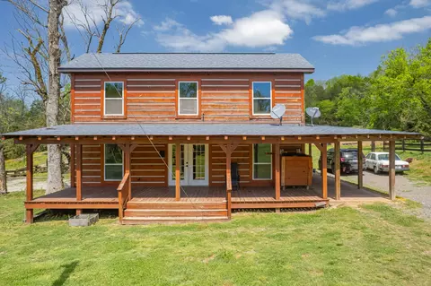 13546 Campbellsville Rd, Lynnville, TN 38472