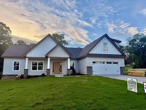 2 Willow Run Trl NW, Cleveland, TN 37312