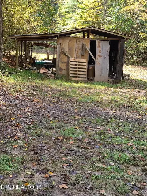 399 Cooper Rd, Vonore, TN 37885 photo 16