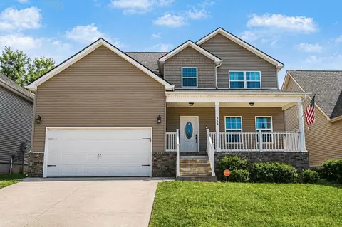 388 Barry Dr, Clarksville, TN 37040