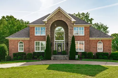 137 Mimosa Dr, Gallatin, TN 37066