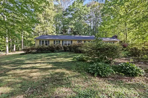 301 Woodland Dr, La Fayette, GA 30728